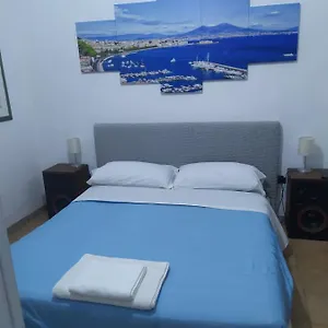 Bed & Breakfast Monolocale, Napoli